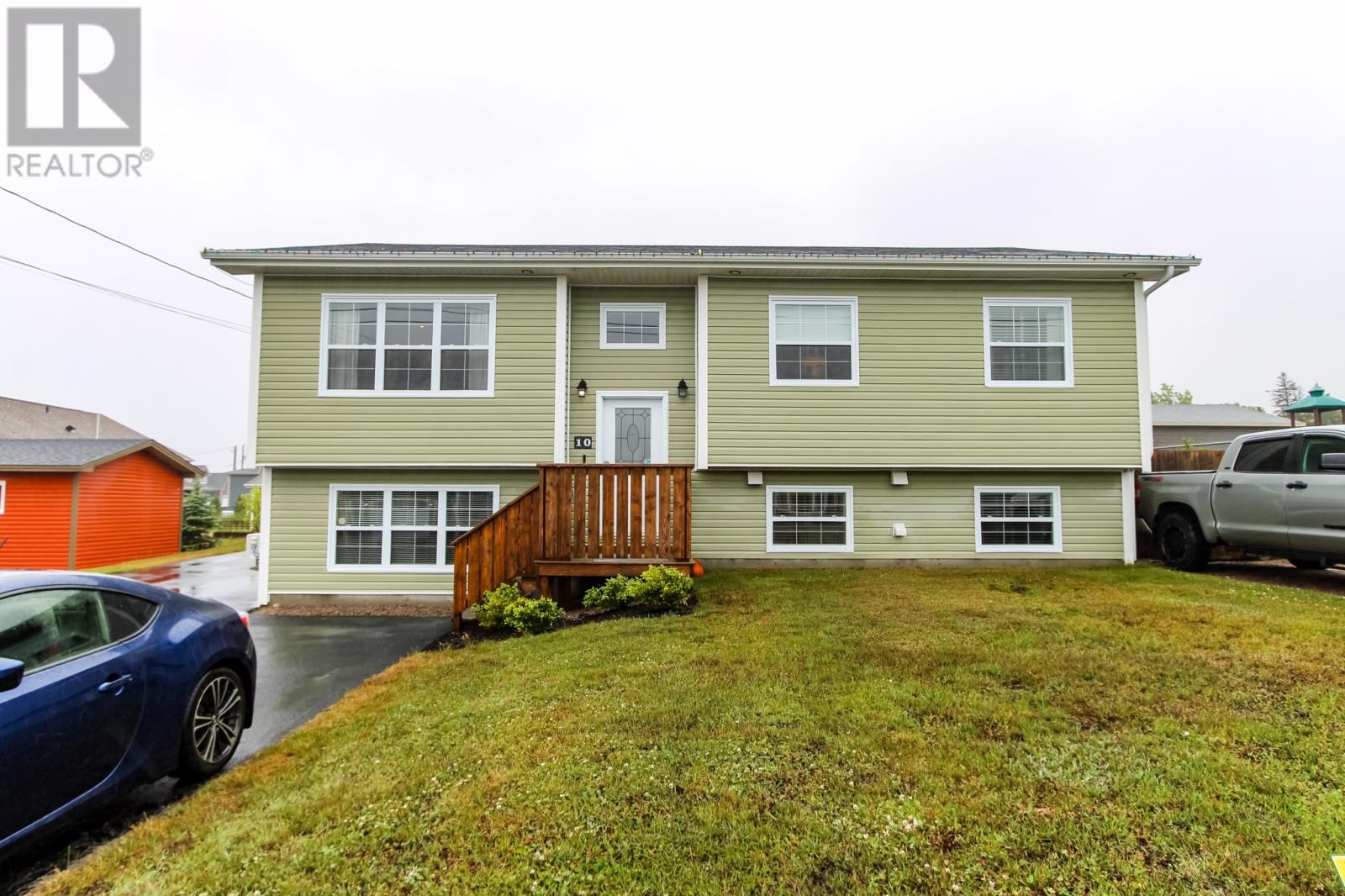10 Seabreeze Drive - 2