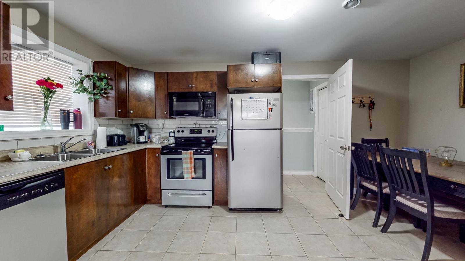 10 Seabreeze Drive - 36