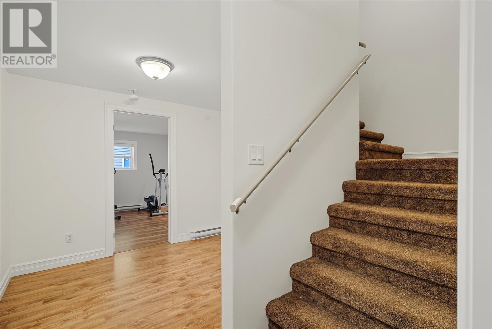 50 Iceland Place - Image 26