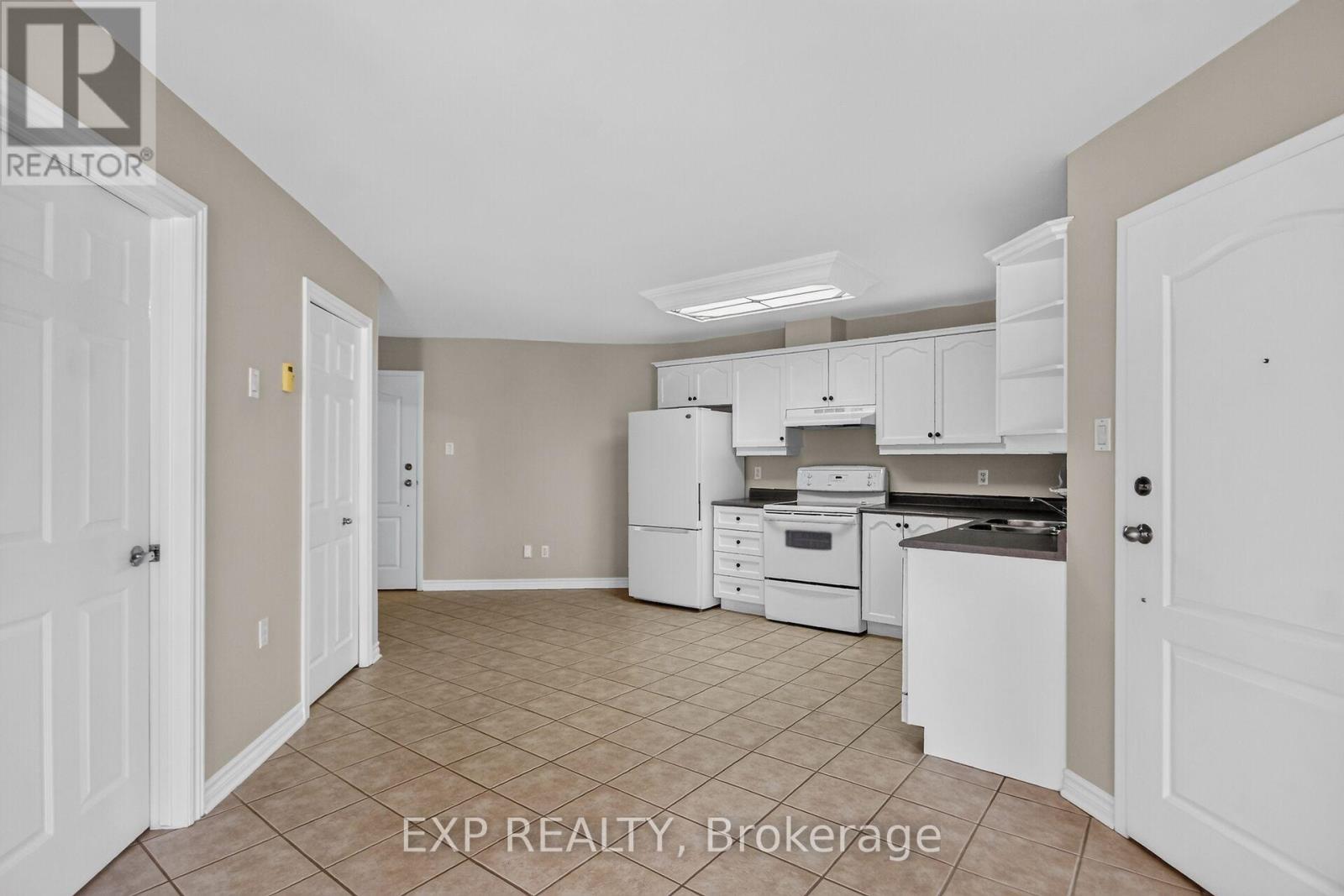 1 Bedroom for Sale in Russell – 2A – 97 MILL STREET – By Peter Sagos - Image 15