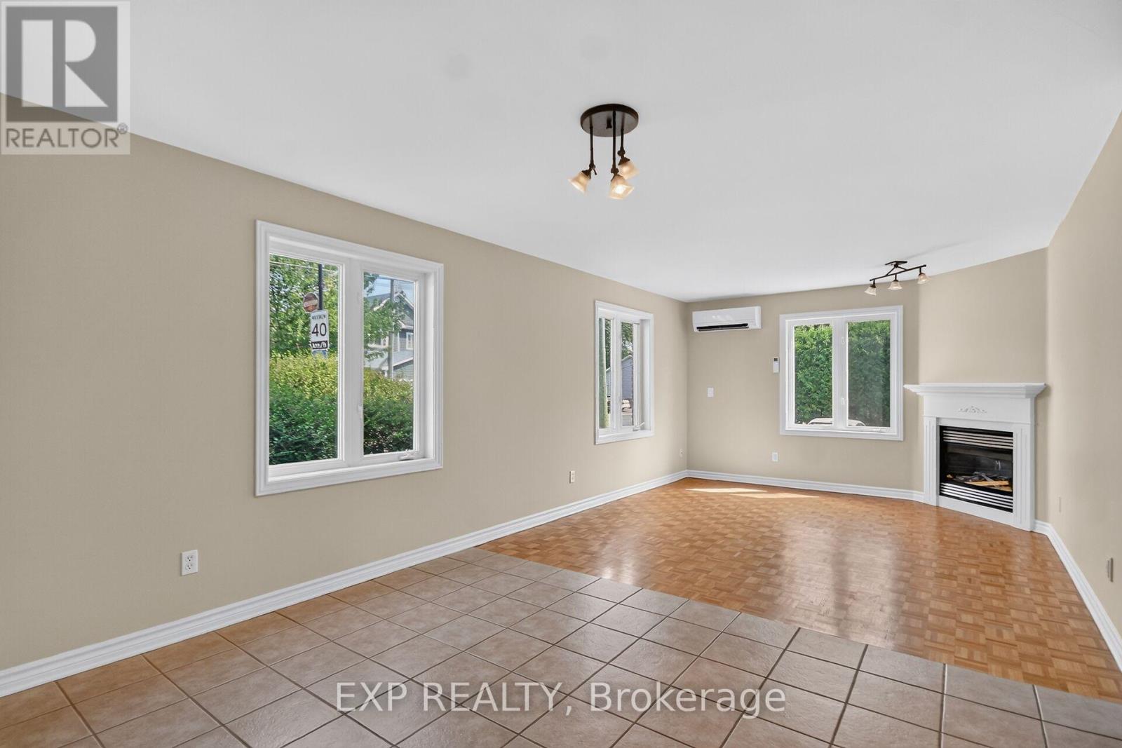 1 Bedroom for Sale in Russell – 2A – 97 MILL STREET – By Peter Sagos - Image 16