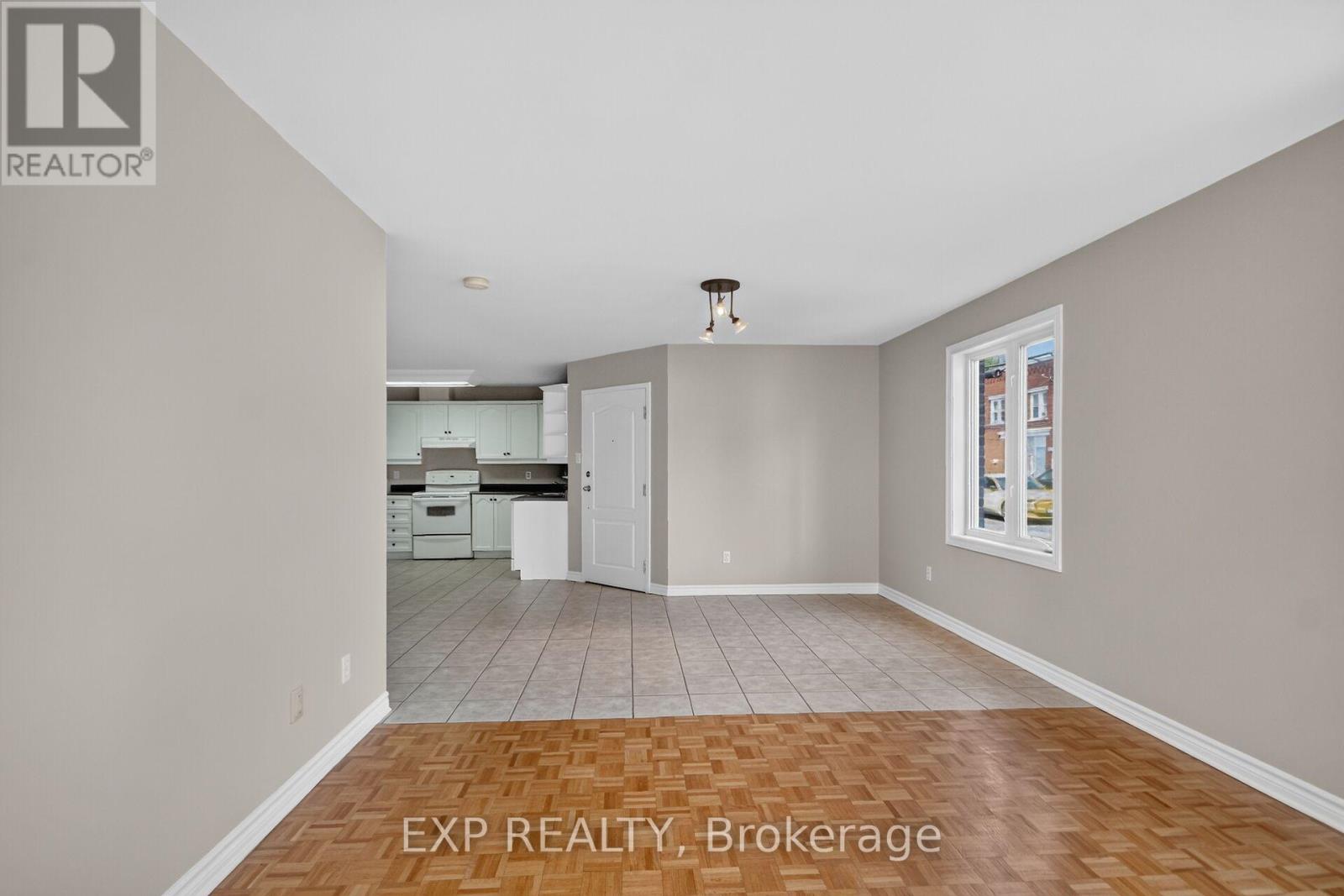 1 Bedroom for Sale in Russell – 2A – 97 MILL STREET – By Peter Sagos - Image 19