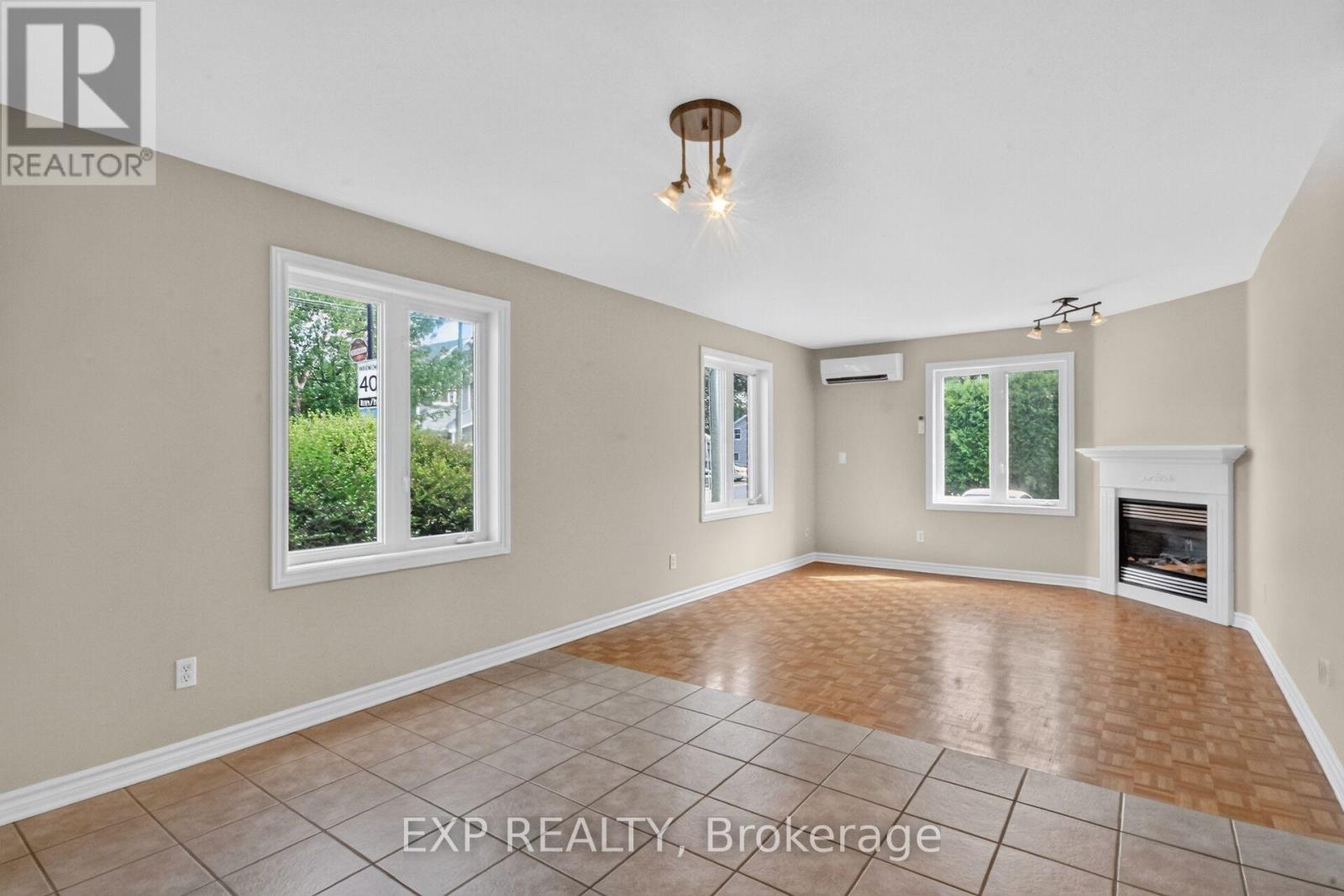 1 Bedroom for Sale in Russell – 2A – 97 MILL STREET – By Peter Sagos - Image 21