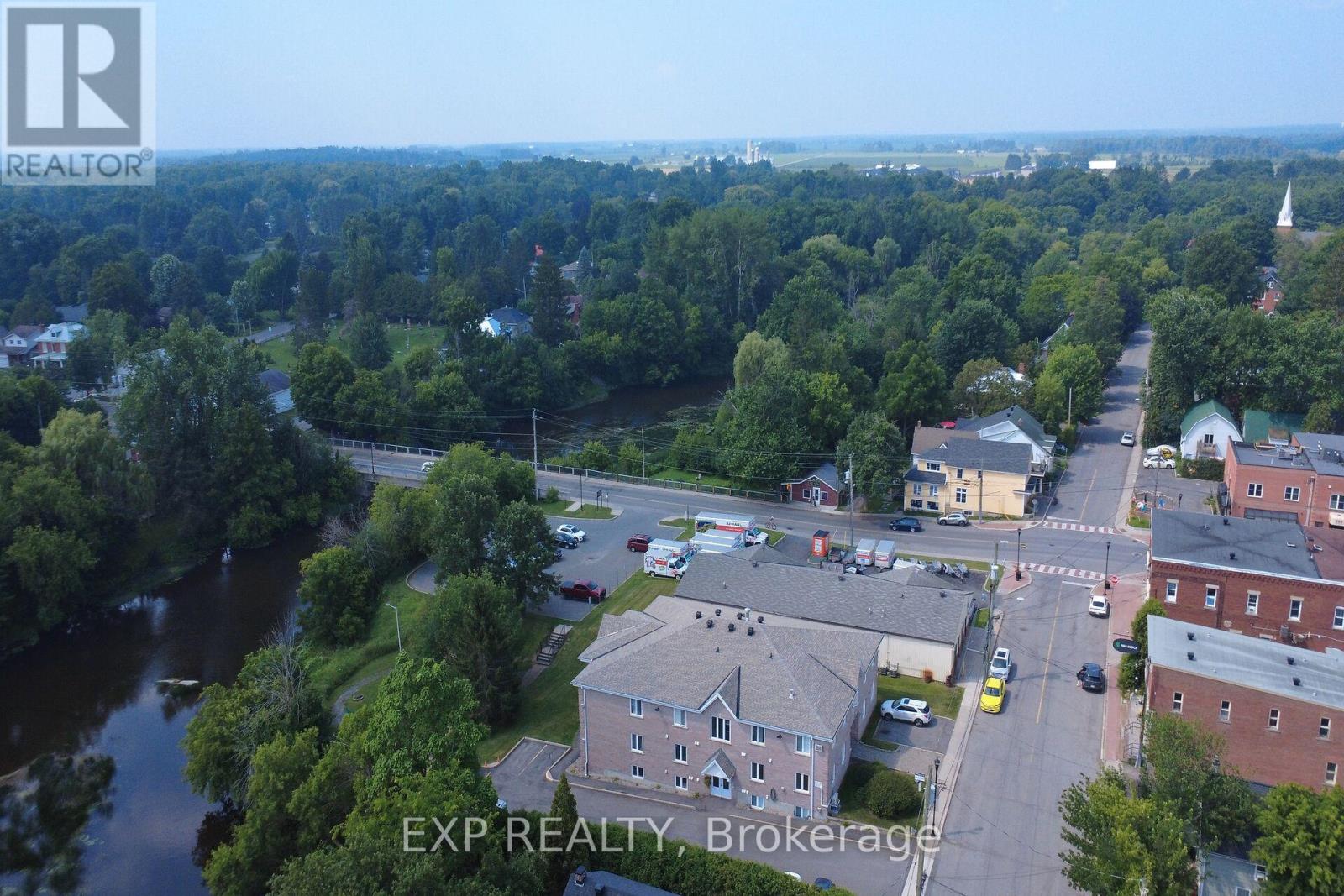 1 Bedroom for Sale in Russell – 2A – 97 MILL STREET – By Peter Sagos - Image 33