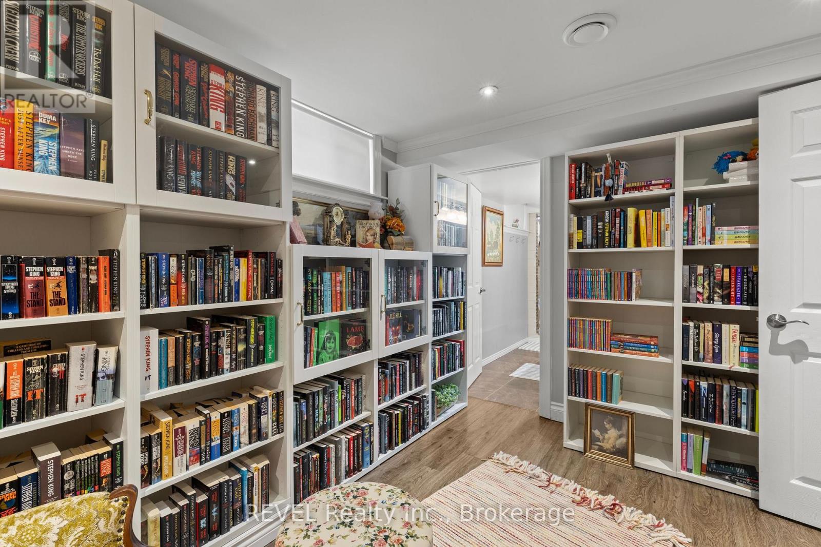 41 ROSE AVENUE - 20