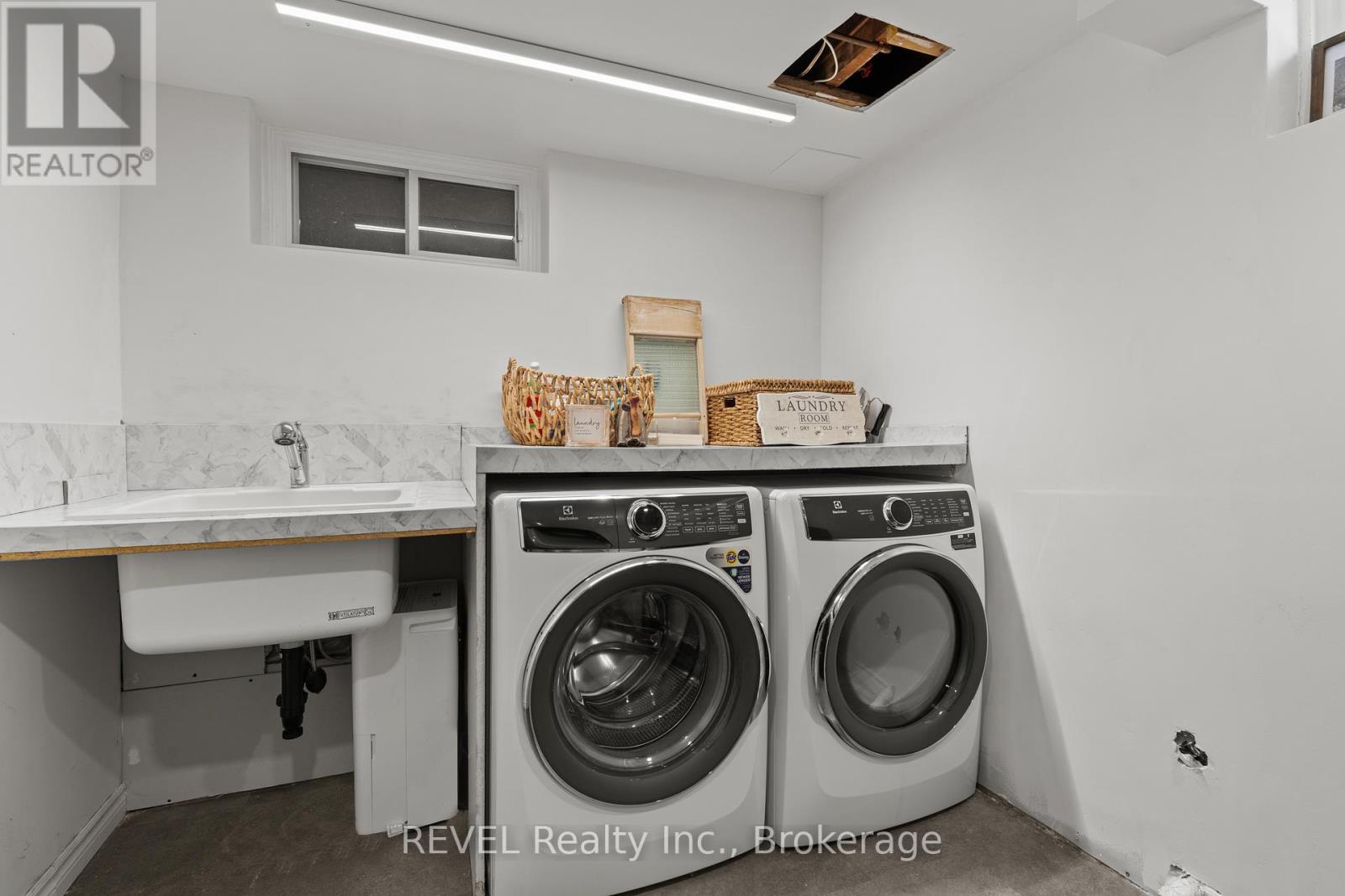 41 ROSE AVENUE - 22