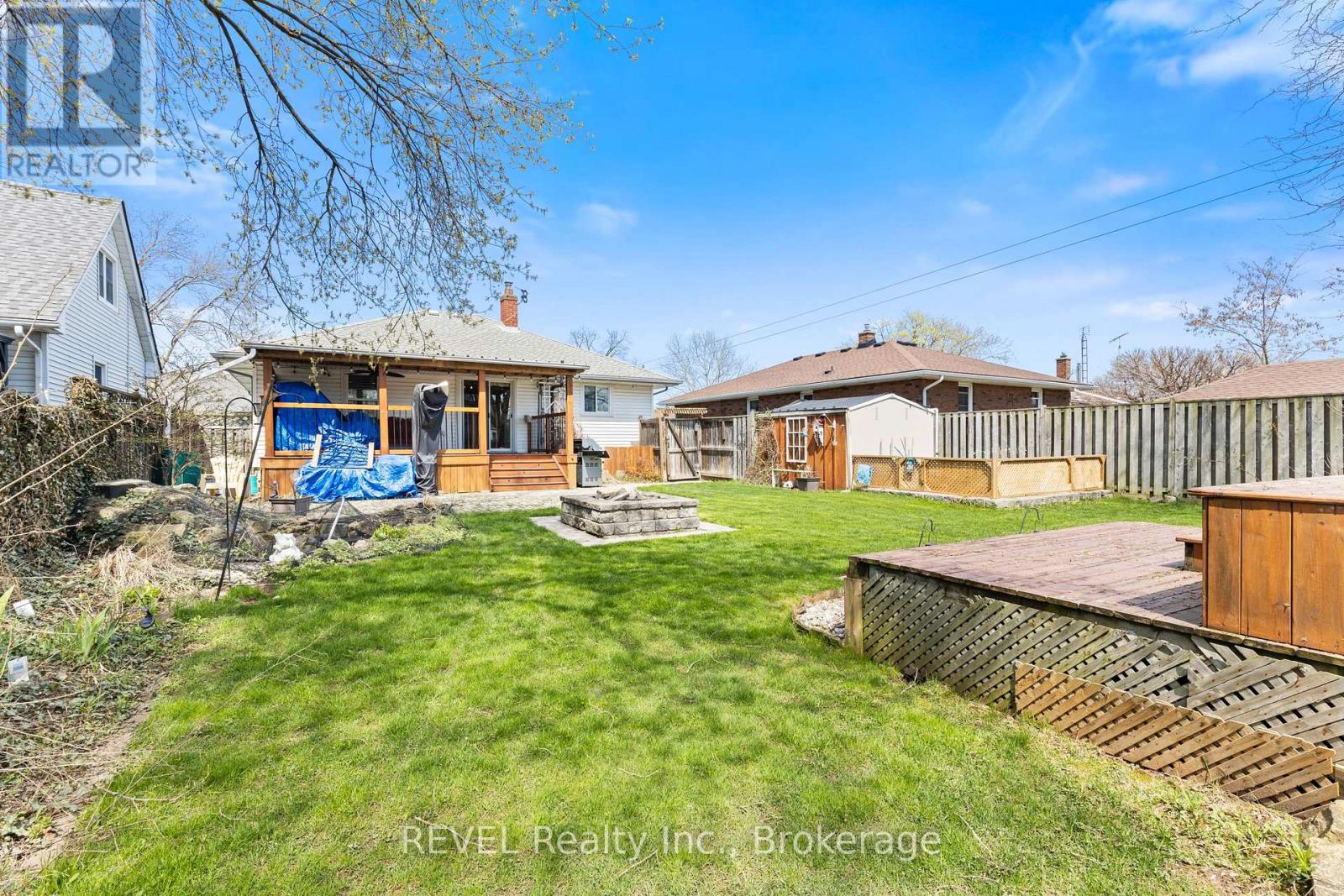 41 ROSE AVENUE - 27