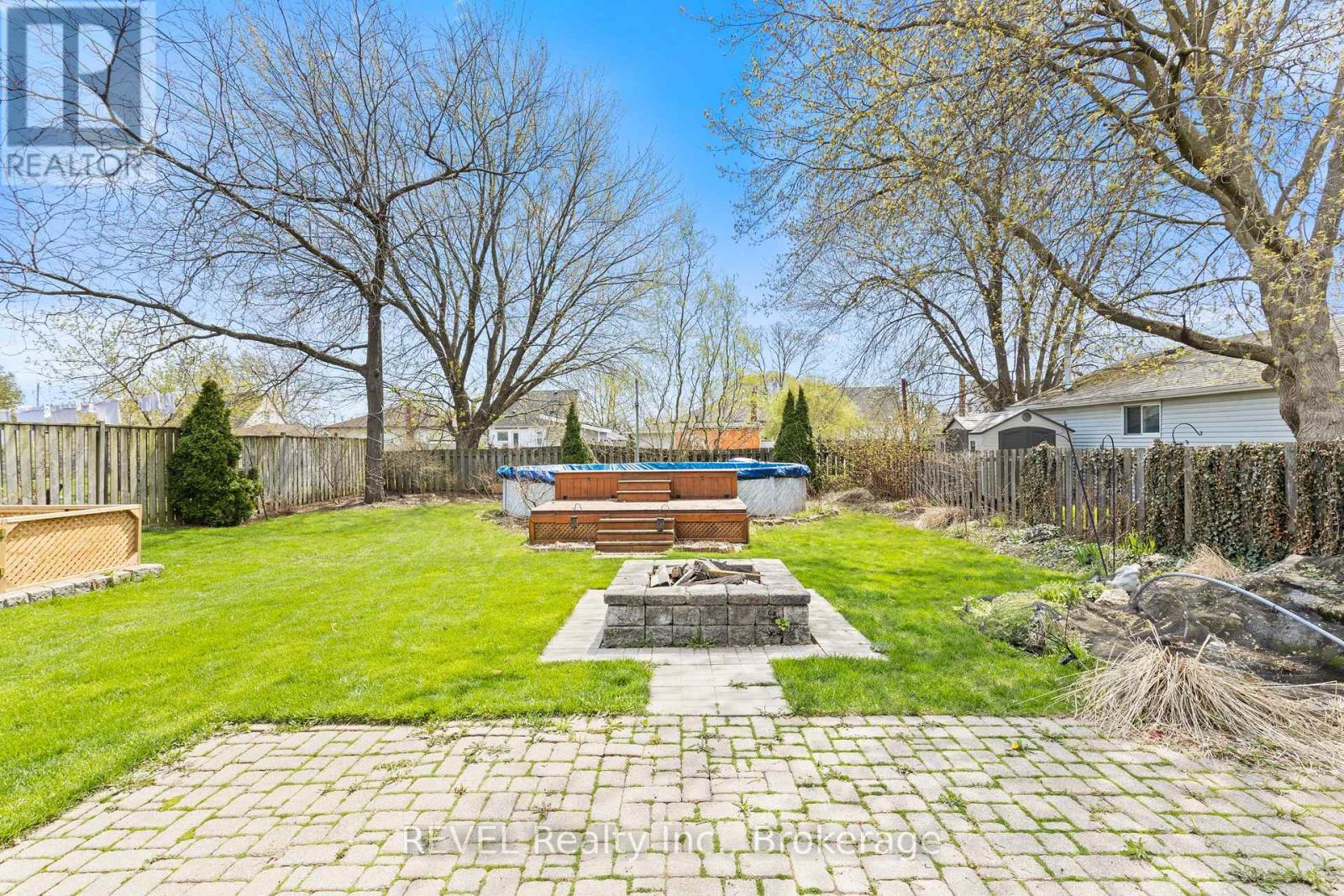 41 ROSE AVENUE - 28