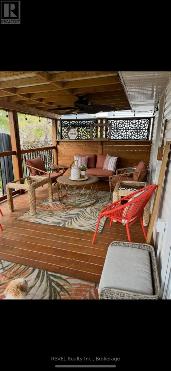 41 ROSE AVENUE - 31