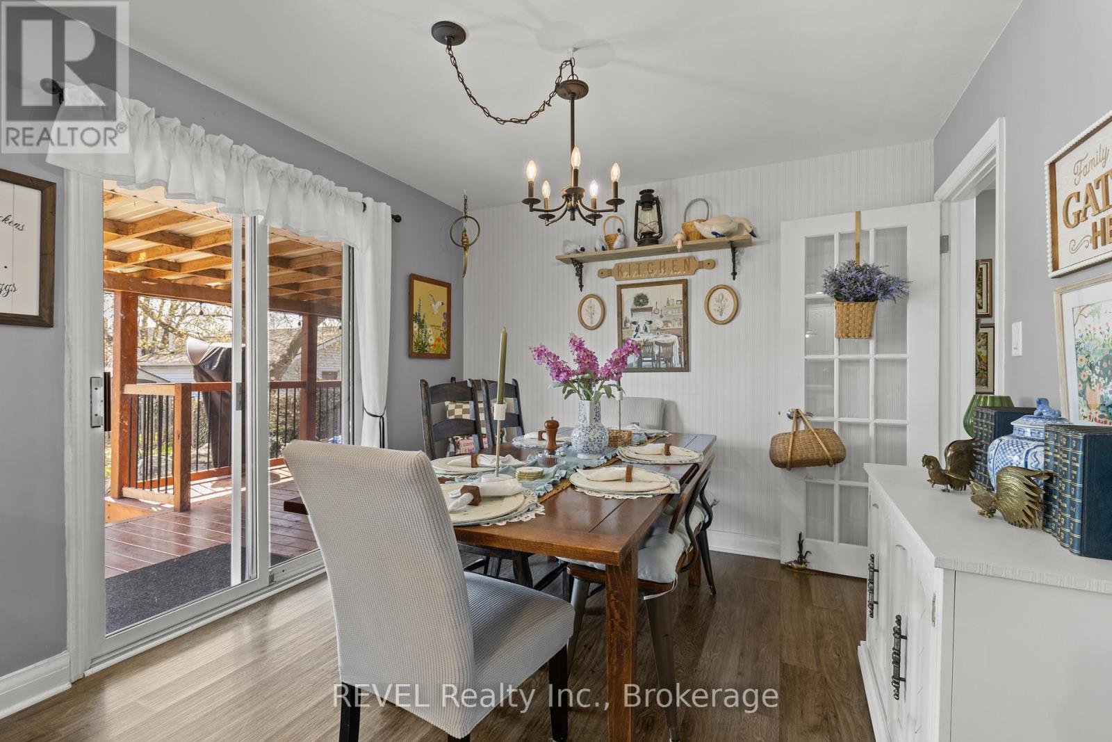 41 ROSE AVENUE - 9