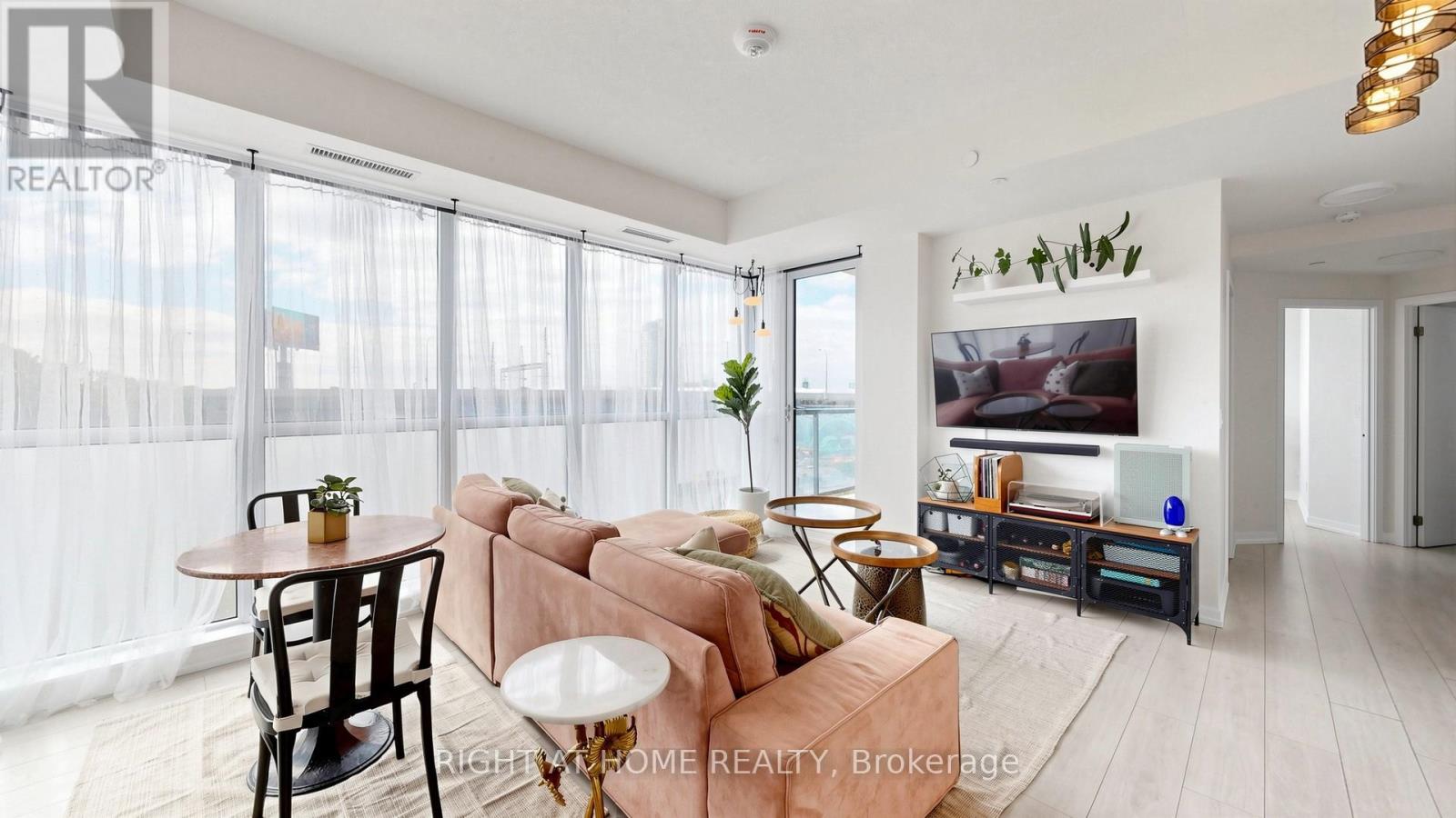 #311 49 EAST LIBERTY STREET - Image 10
