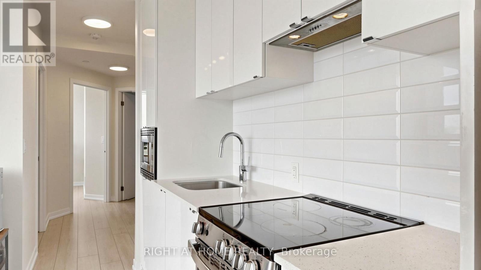 #311 49 EAST LIBERTY STREET - Image 16