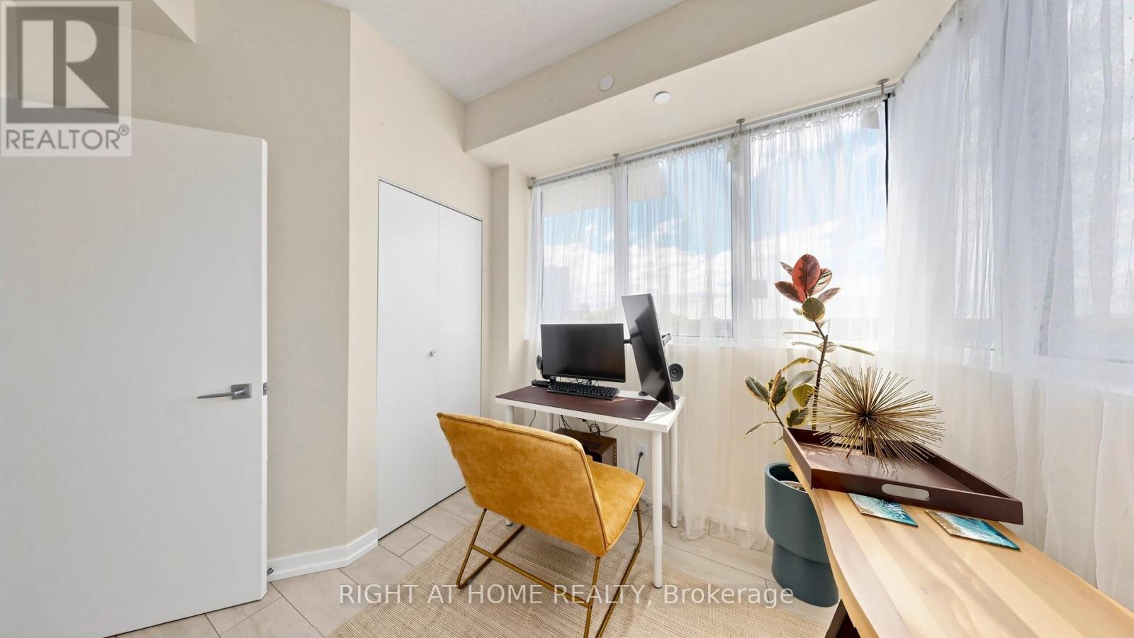#311 49 EAST LIBERTY STREET - Image 27