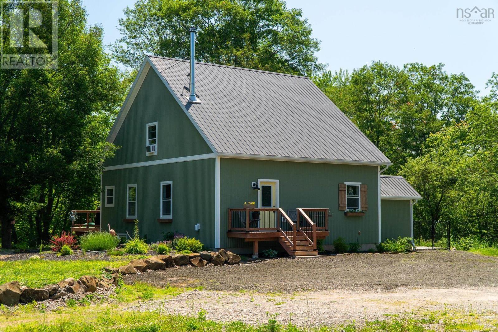 12572 1 Highway - 47