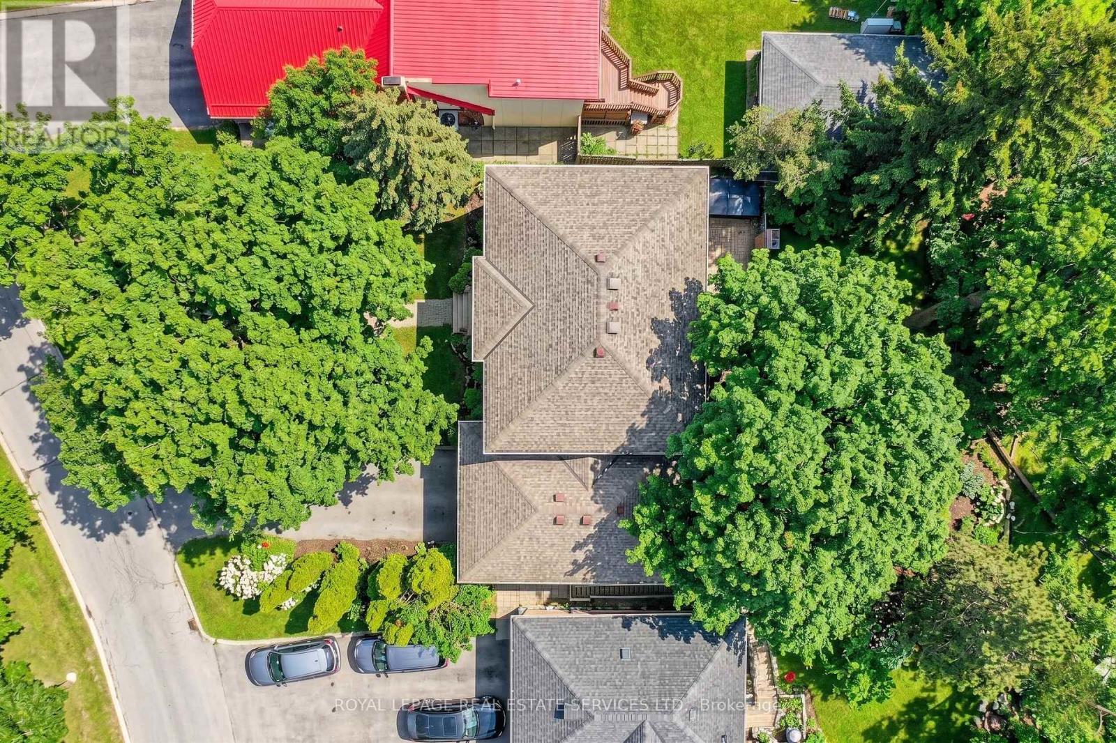 40 STONEMANSE COURT - 39