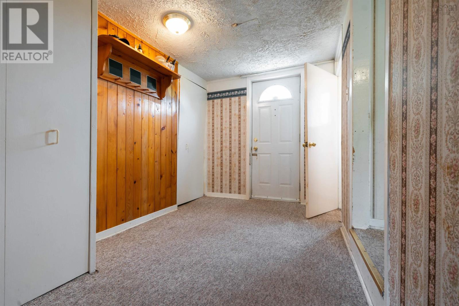 111 Minto Road - 4