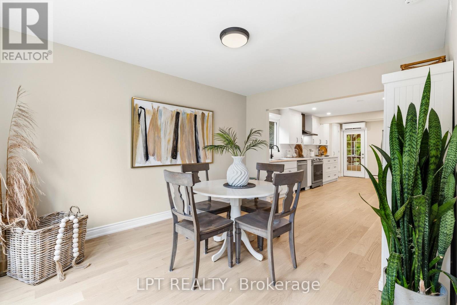 26 VAMBOLA AVENUE - 11