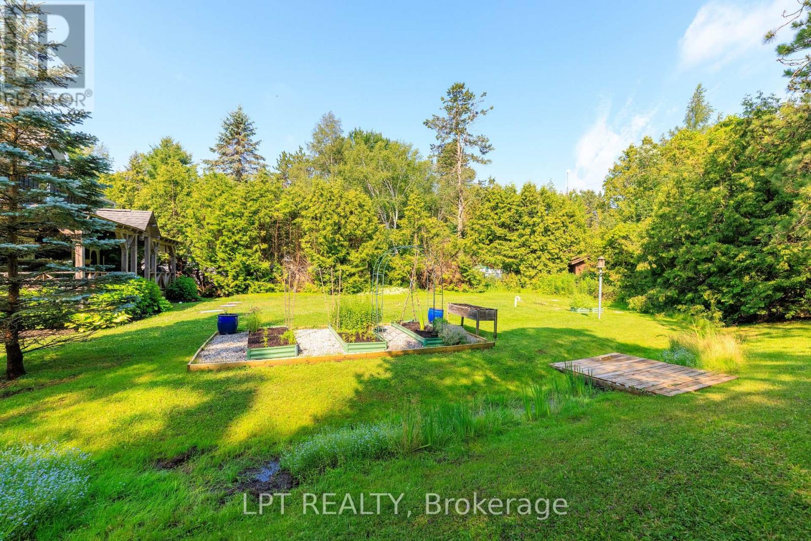 26 VAMBOLA AVENUE - 35