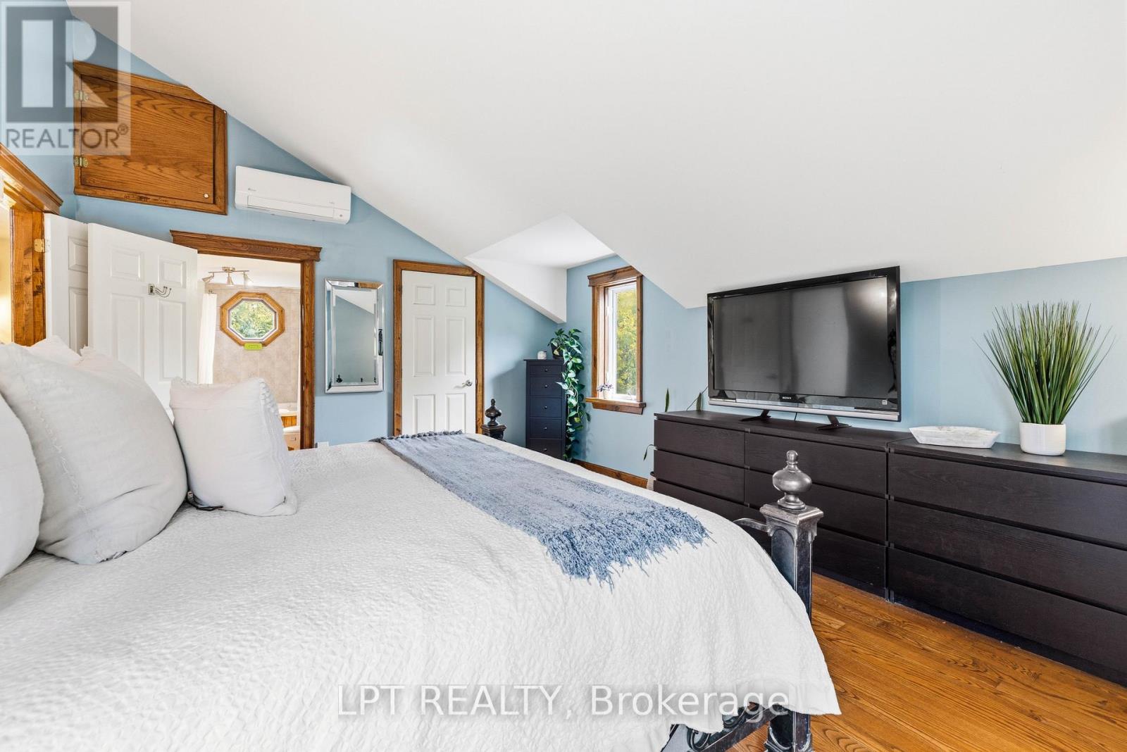 26 VAMBOLA AVENUE - 26