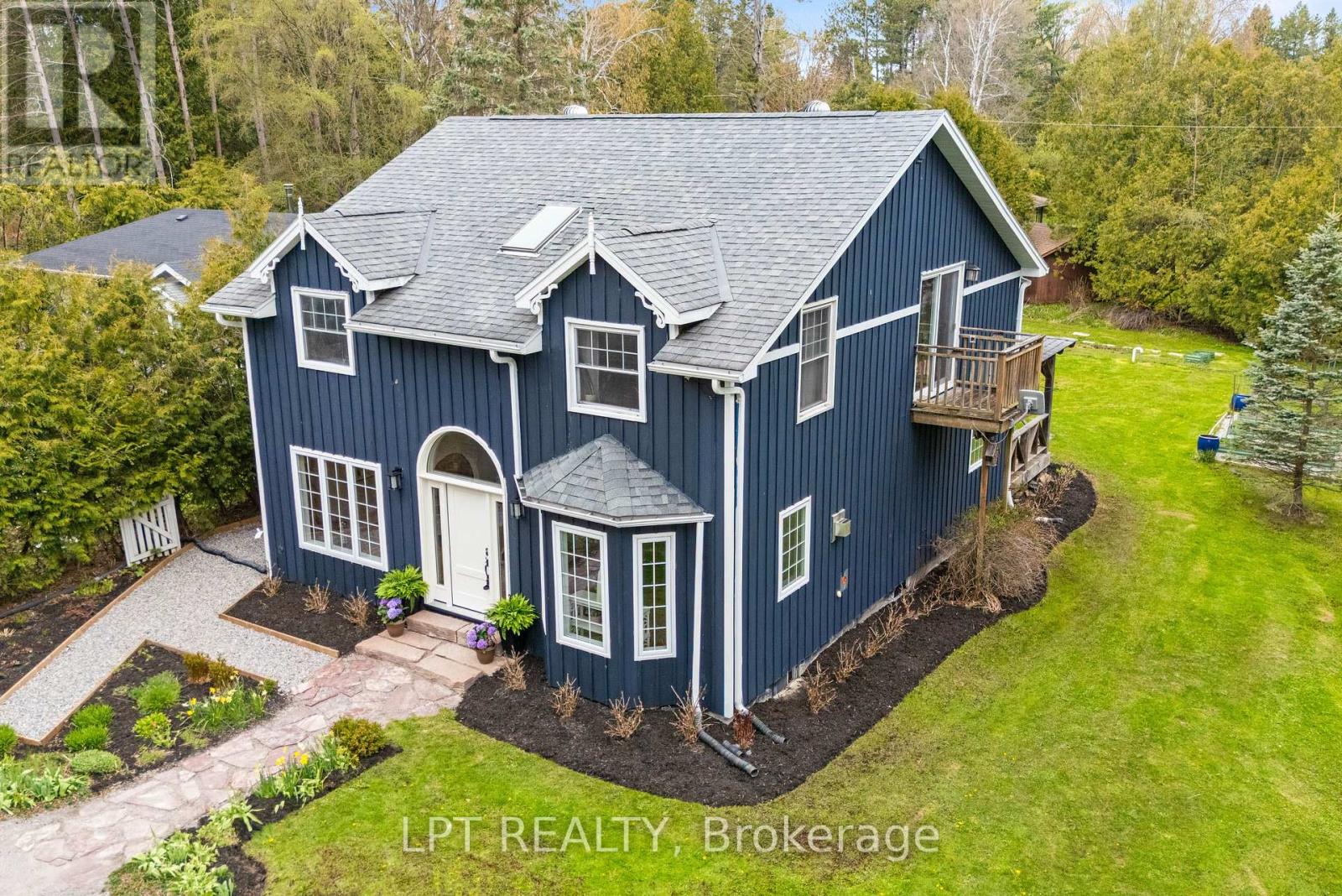 26 VAMBOLA AVENUE - 44