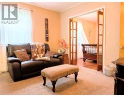 4 Garden Drive thumbnail 13
