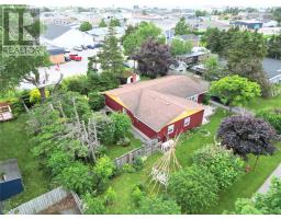 4 Garden Drive thumbnail 2