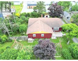 4 Garden Drive thumbnail 20