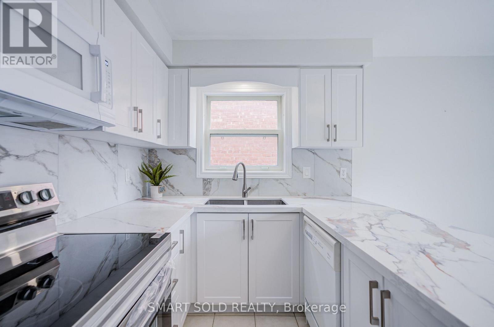 19 JUSTUS DRIVE - Image 13