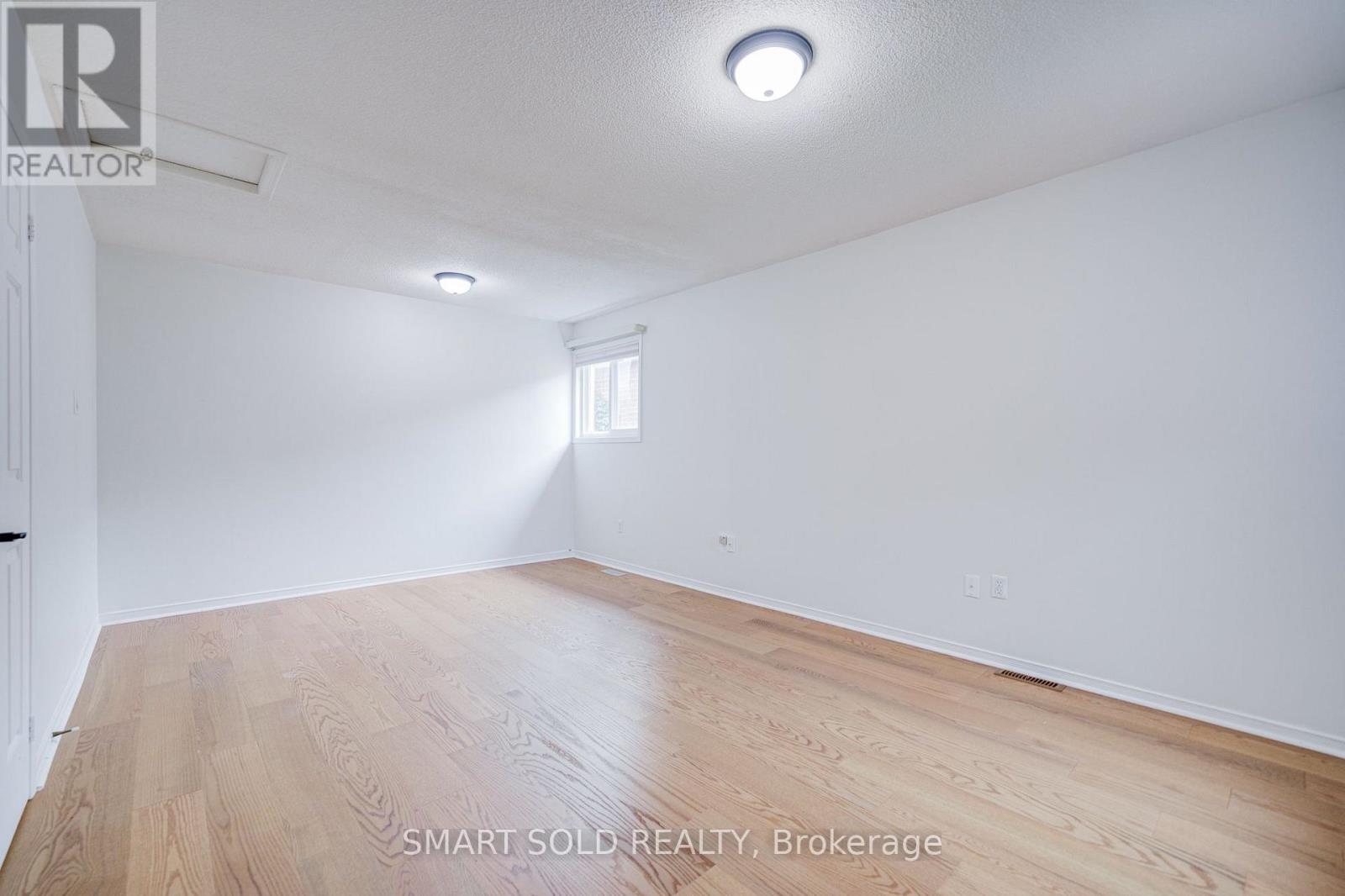 19 JUSTUS DRIVE - Image 25