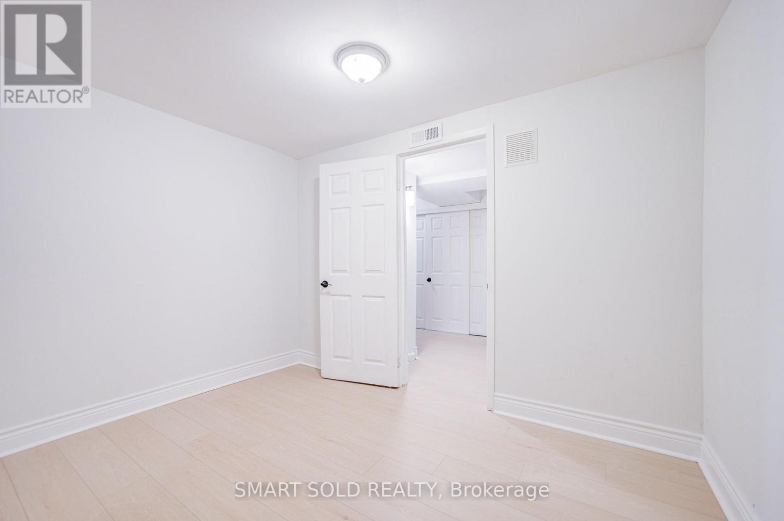 19 JUSTUS DRIVE - Image 43