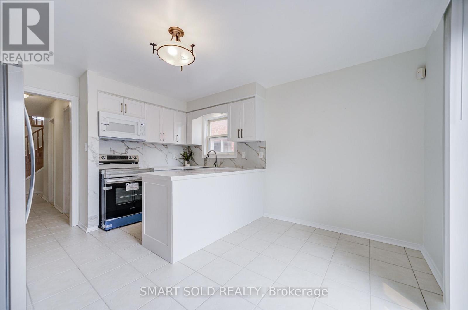 19 JUSTUS DRIVE - Image 8