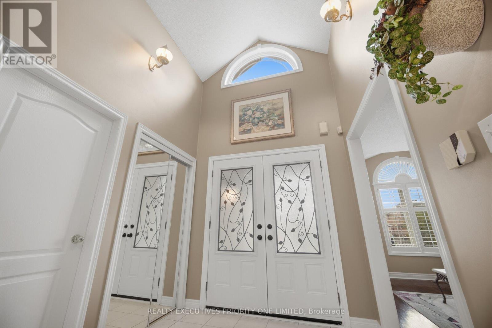 222 CAPRONI DRIVE - 5