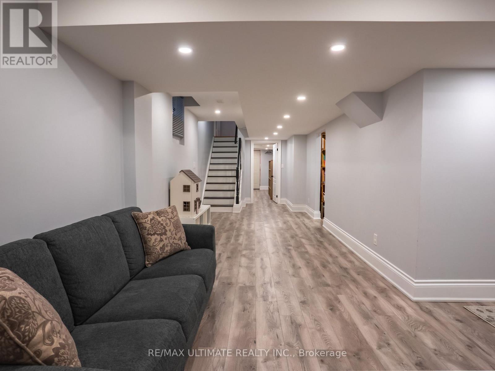 43 SHELBOURNE DRIVE - Image 31