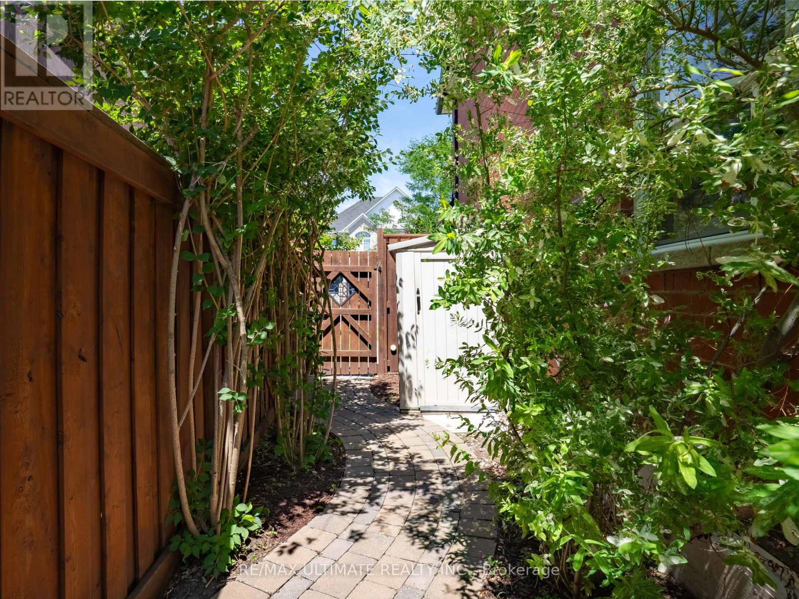 43 SHELBOURNE DRIVE - Image 33
