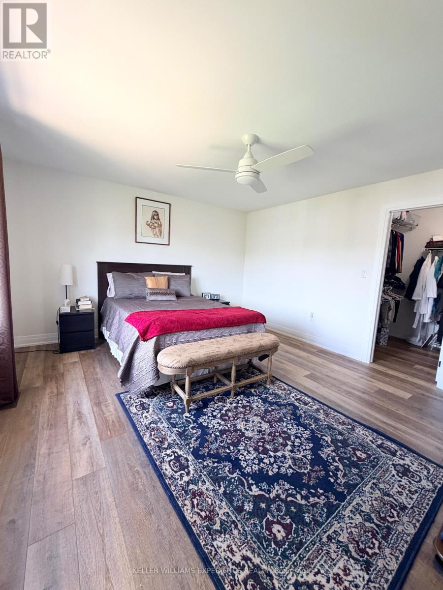 31 BROWNING BOULEVARD S - 12