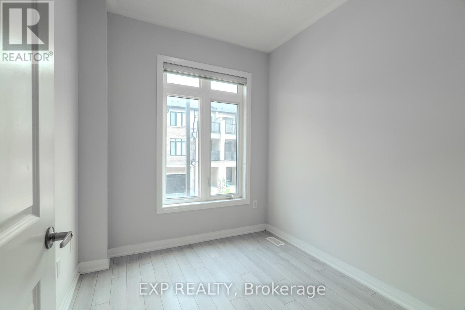 #1207 585 COLBORNE STREET - Image 10