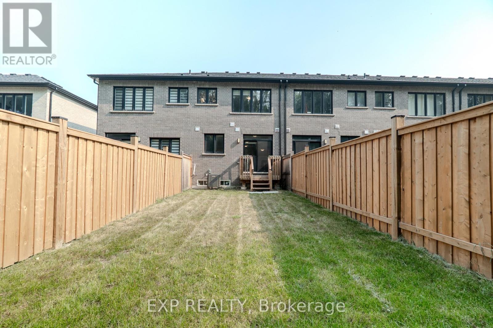 #1207 585 COLBORNE STREET - 25