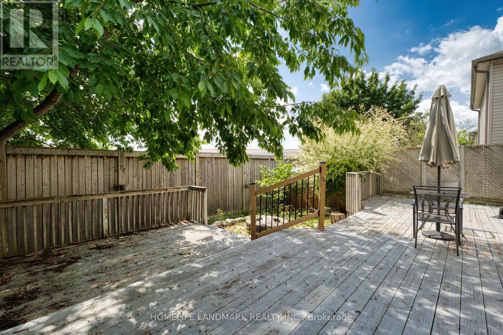 #36 59 PENNYBROOK CRESCENT - 27