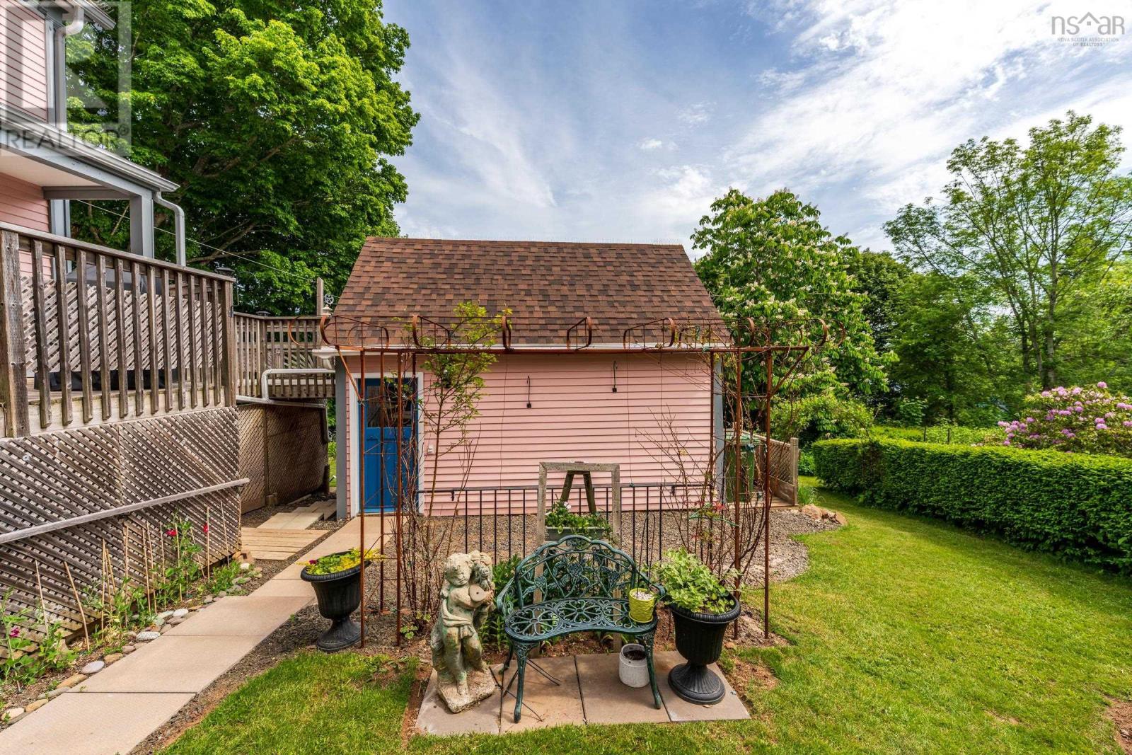 26 Garden Street - 43