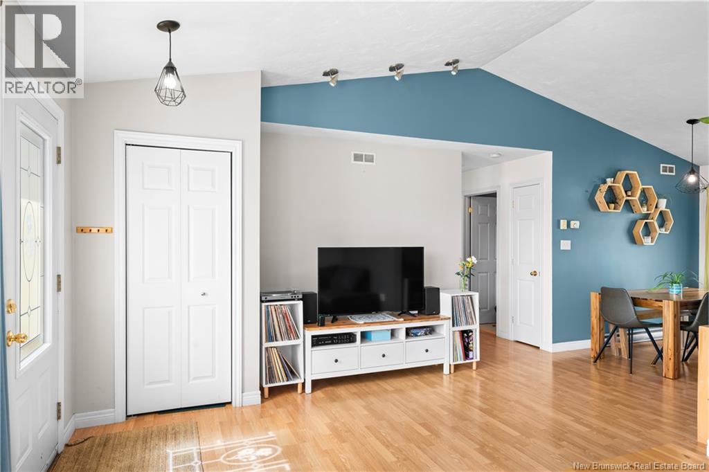 45 Carmel - Image 4