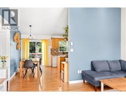 45 Carmel, photo 3