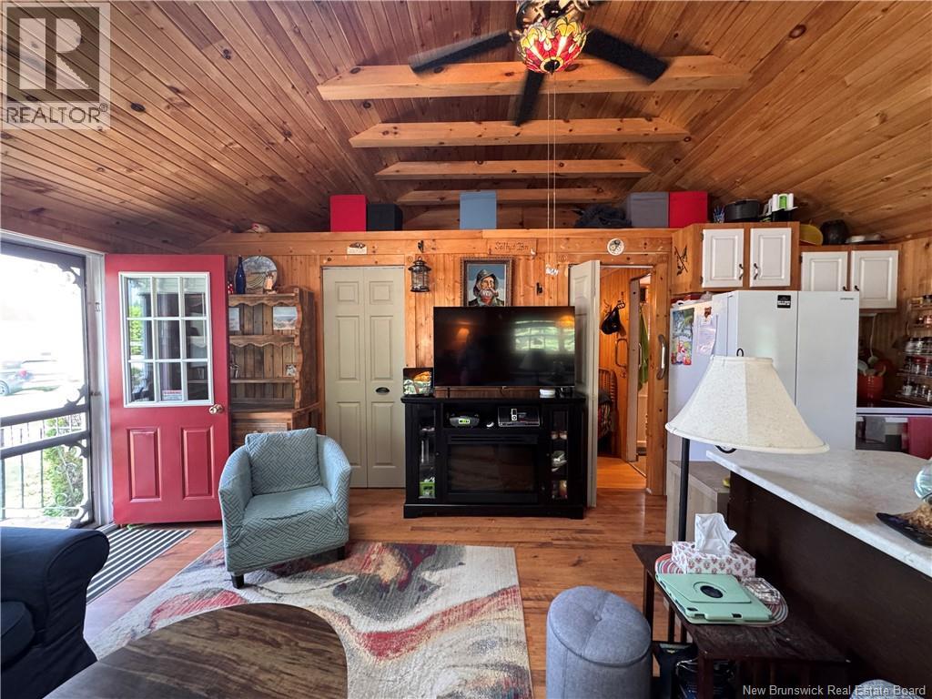 114 Irwin's Point Road - 7