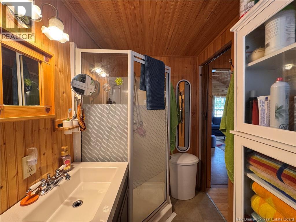 114 Irwin's Point Road - Image 18