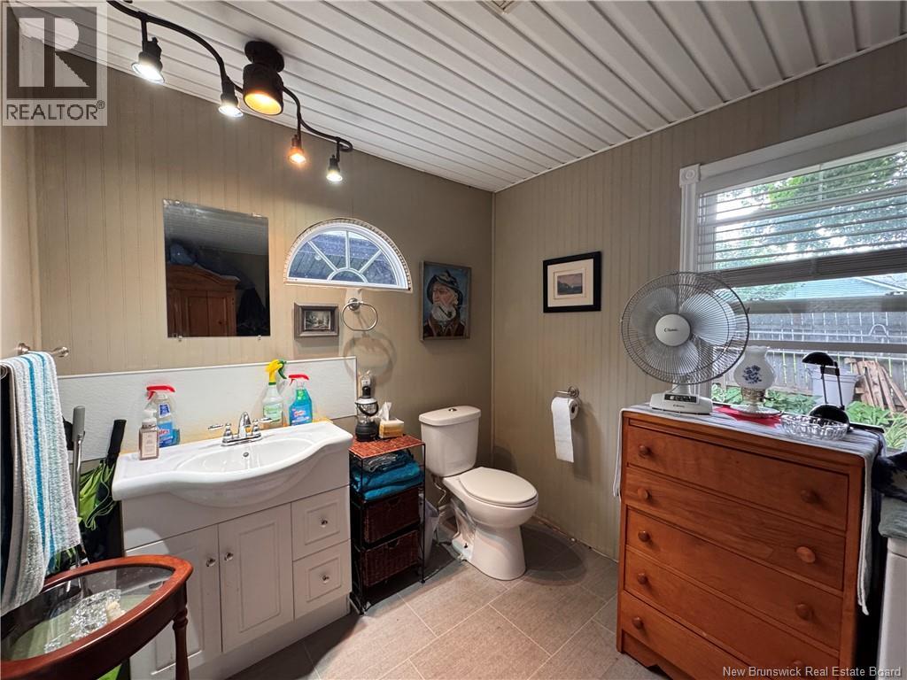 114 Irwin's Point Road - Image 30