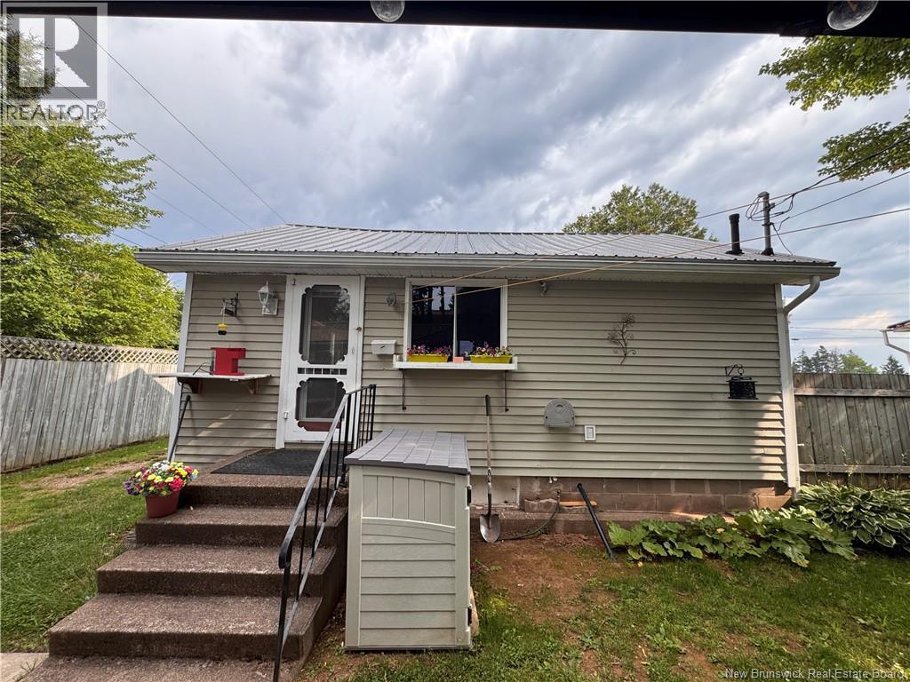 114 Irwin's Point Road - Image 21