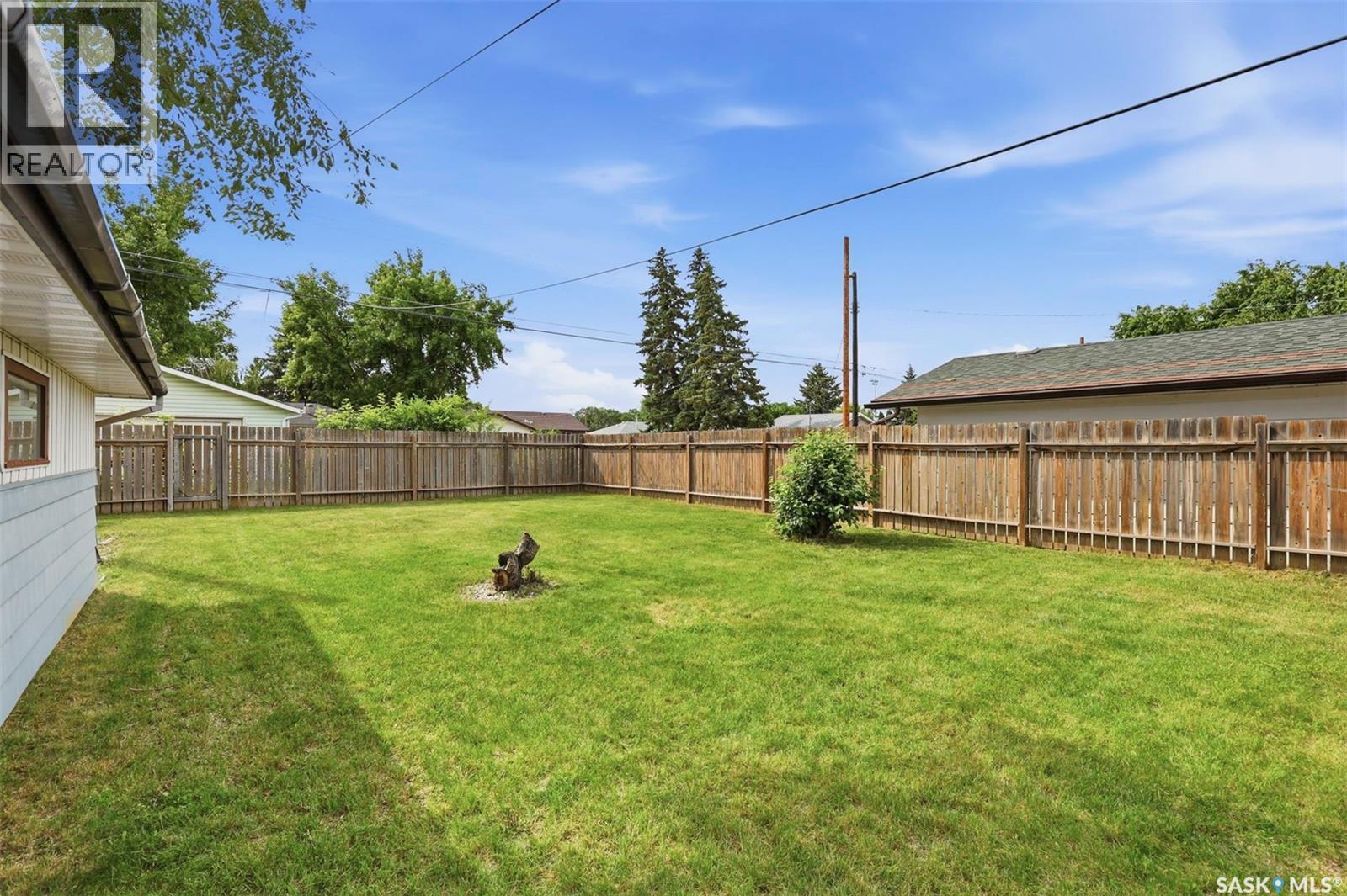 917 S AVENUE N - 22
