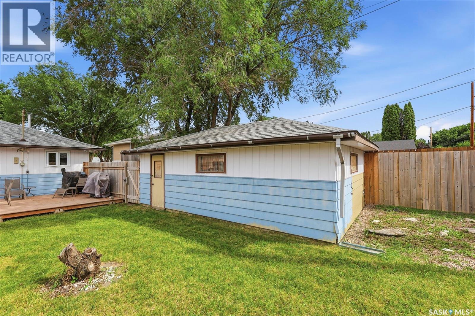 917 S AVENUE N - Image 23