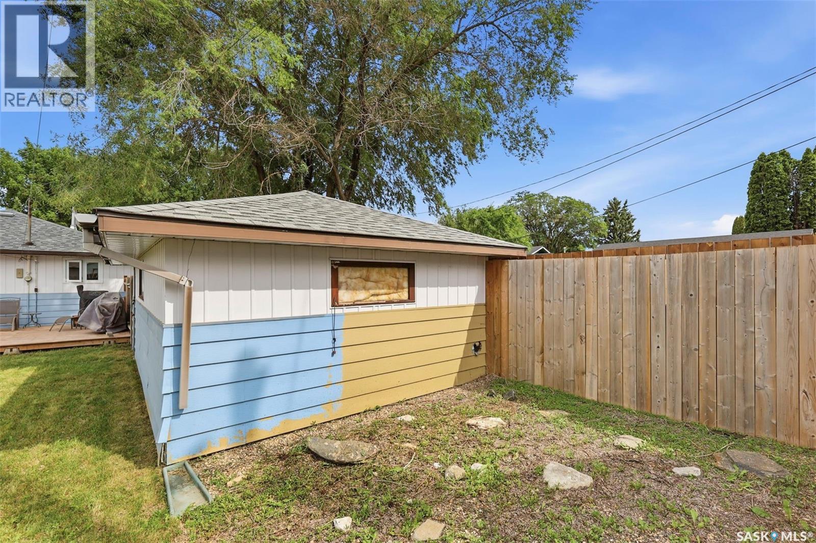 917 S AVENUE N - Image 26