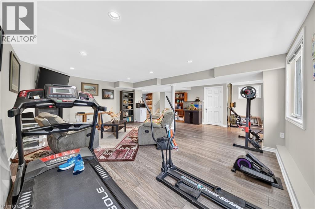 169 POWELL Road - 24