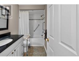 27 Dyer Street, St  Thomas, ON N5R5K2 Photo 19